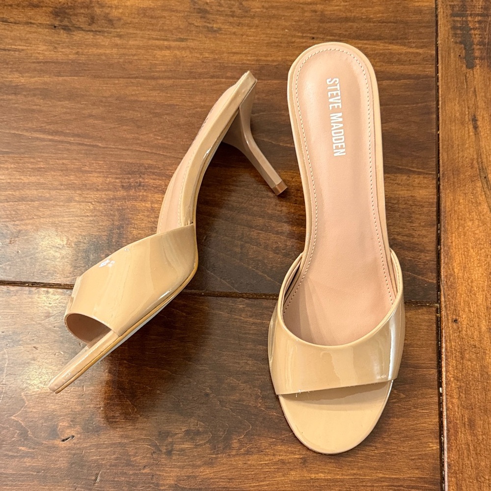 Steve Madden Nude Patent Heels